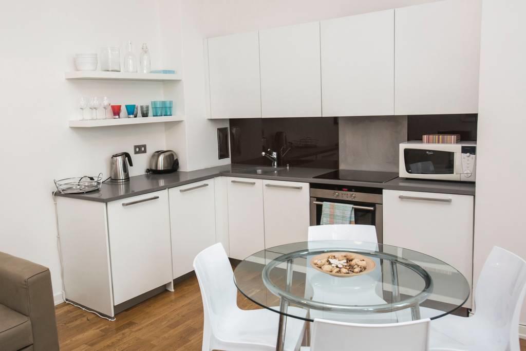 Quiet Apartment With Balcony Charles Bridge Prague Ngoại thất bức ảnh