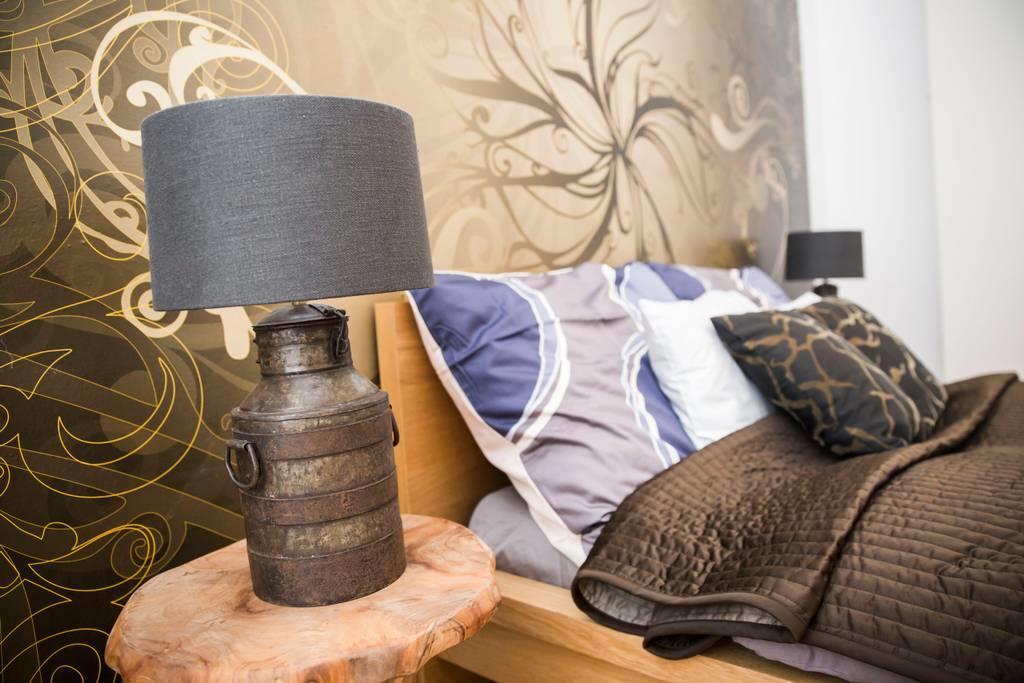 Quiet Apartment With Balcony Charles Bridge Prague Ngoại thất bức ảnh
